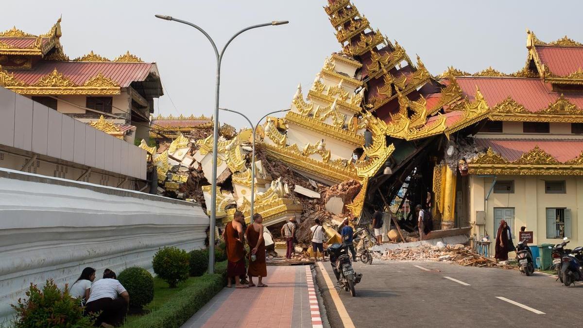 The seismic movement produced great devastation.