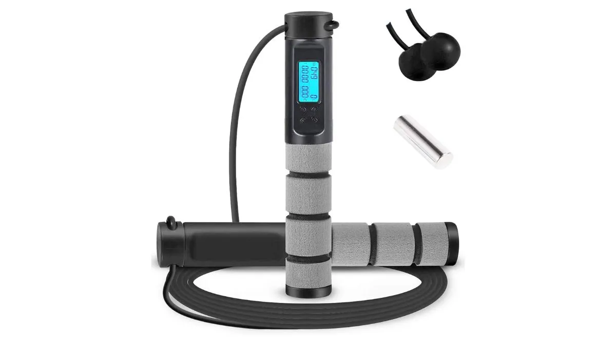 Rope with ergonomic handles