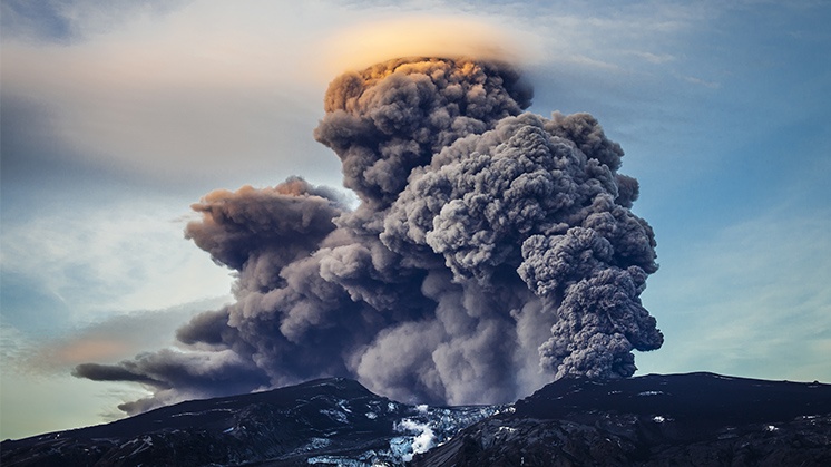 The volcanoes that cooled the Earth change a widely accepted theory.