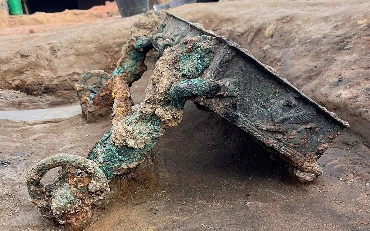 This is the magnificent ancient bronze chariot.